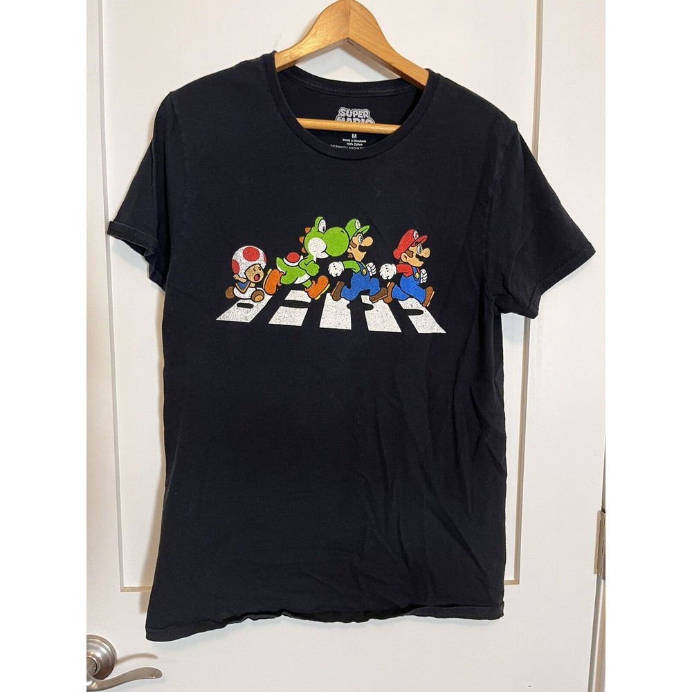 Super Mario YOUTH  Size Medium Black T-shirt Abbey Road Mario Luigi Yoshi Toad
